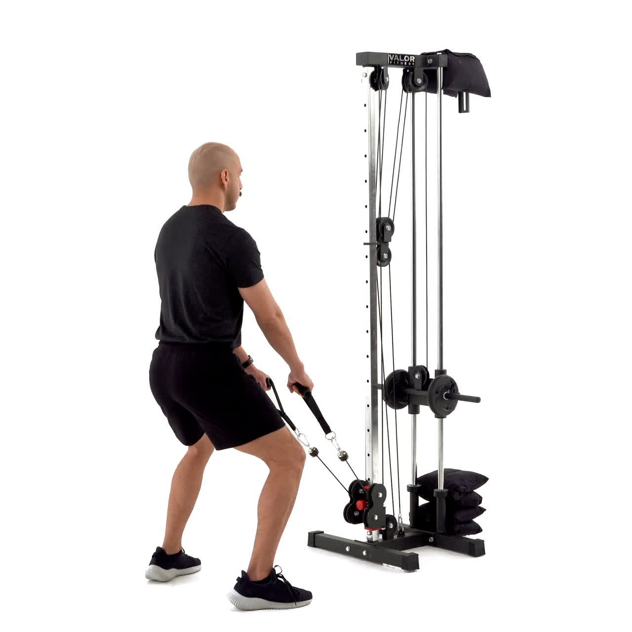 Cable Decline Row with trainwell