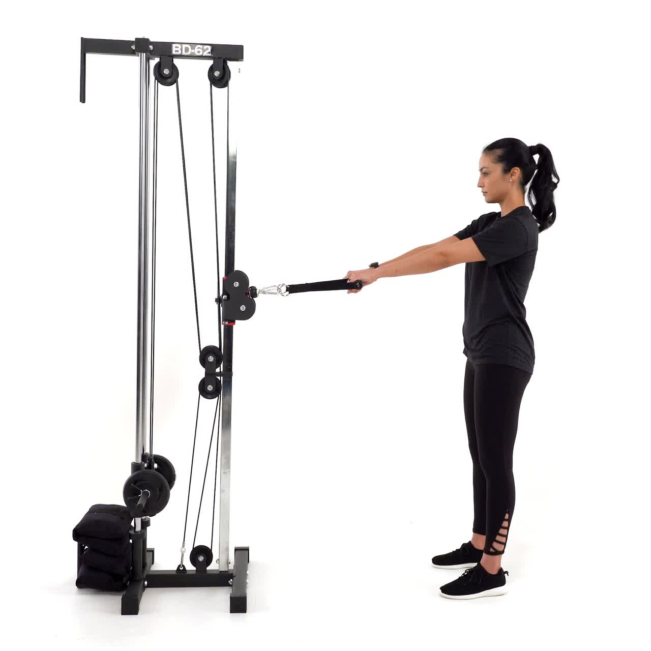 Cable High Row with trainwell
