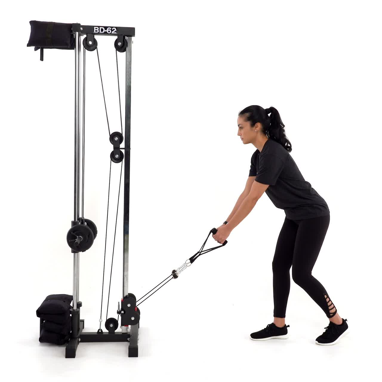 Cable Staggered Stance Row with trainwell