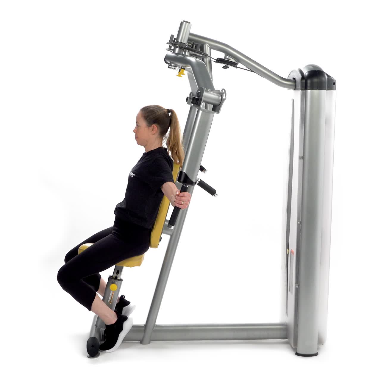 Machine Chest Fly with trainwell