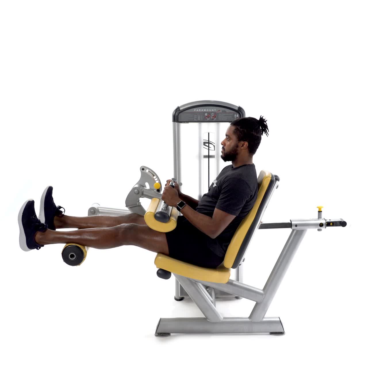 Machine Hamstring Curl with trainwell