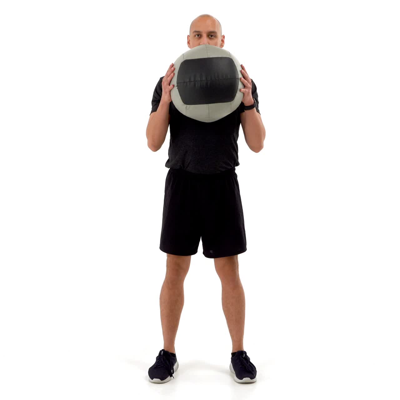 Med Ball Reverse Lunge with trainwell