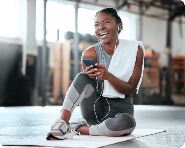 Trainwell client at the gym on mobile app
